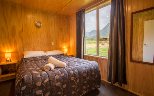 2 Bedroom Motel (5 Berth)