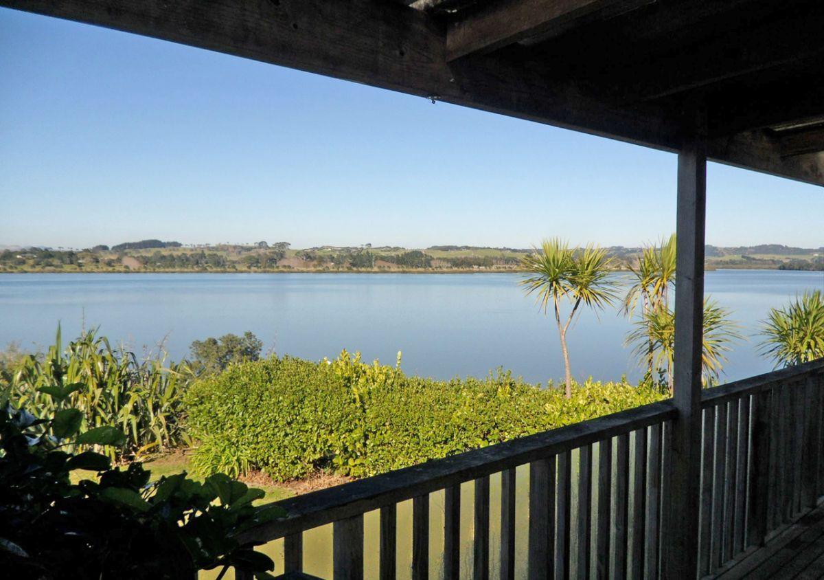 Ella's Estuary Retreat